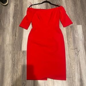 Stunning Red Mills off the shoulder dress. Size 2. Perfect for Valentine’s Day!